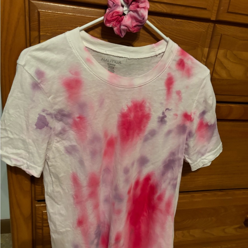 Pamper yourself all new tie die set by me gift box of Epsom salts for shower